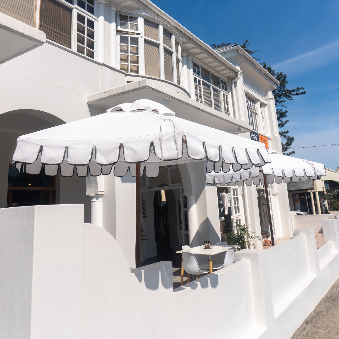 Square Scalloped Patio Umbrella