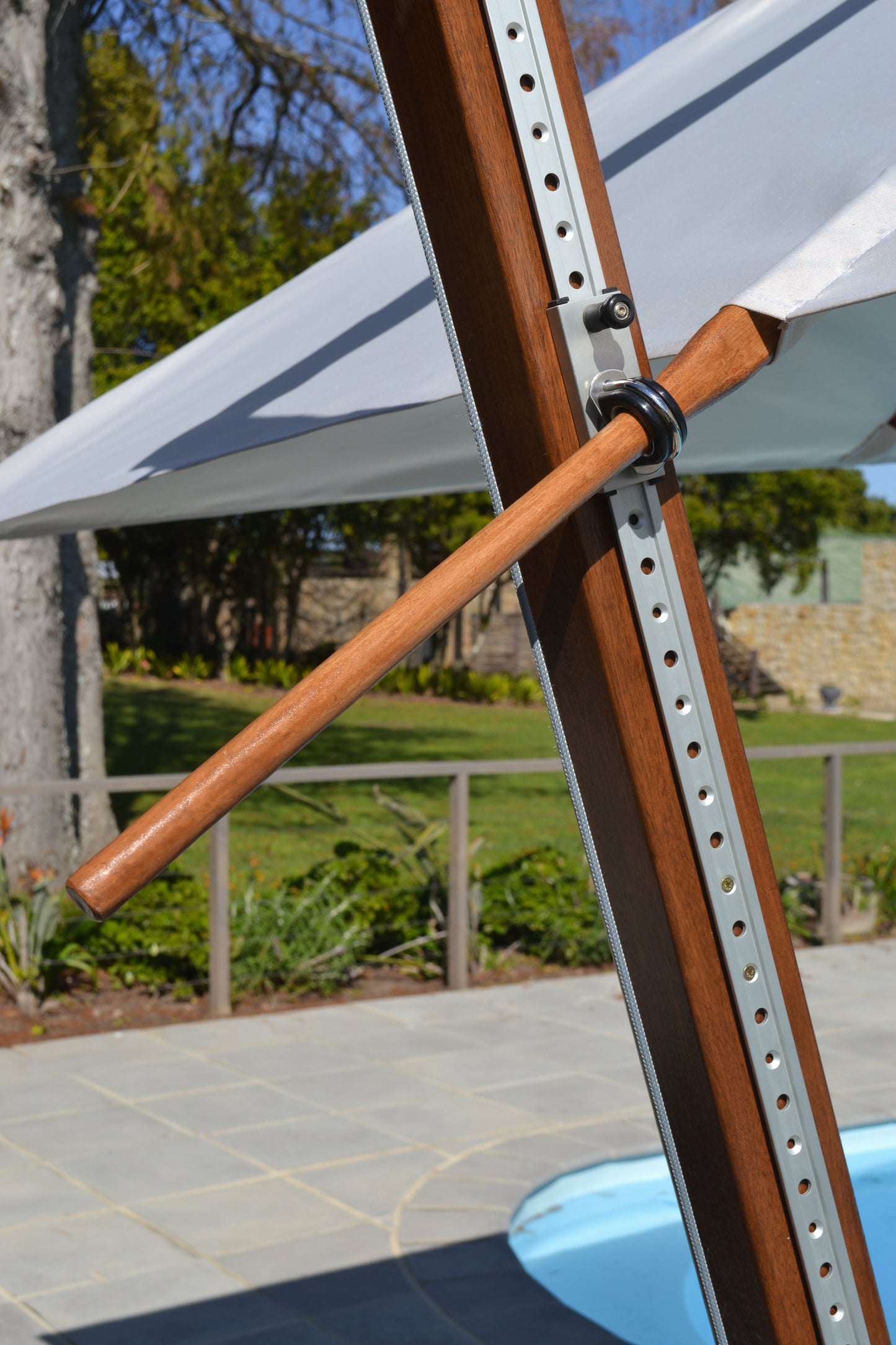 3.2m Karri Wood Cantilever Umbrella