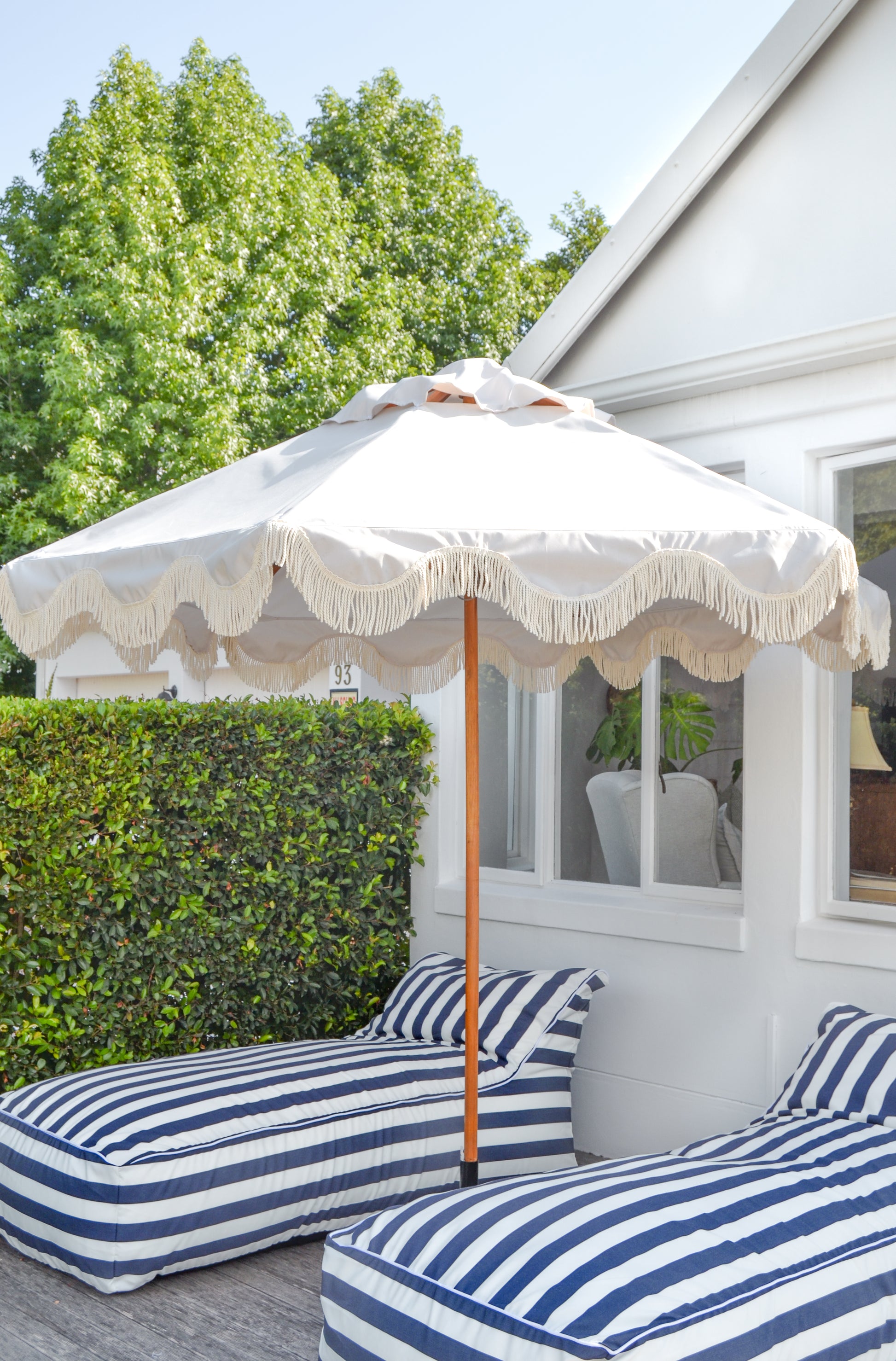 finkle fringed patio umbrella from 1950s Plain Fringed Patio Umbrella – thatchandshade